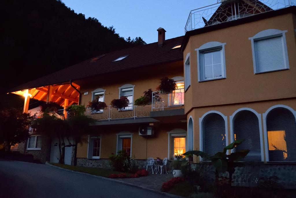 Apartment Sotocje Dolenja Trebusa Exterior foto